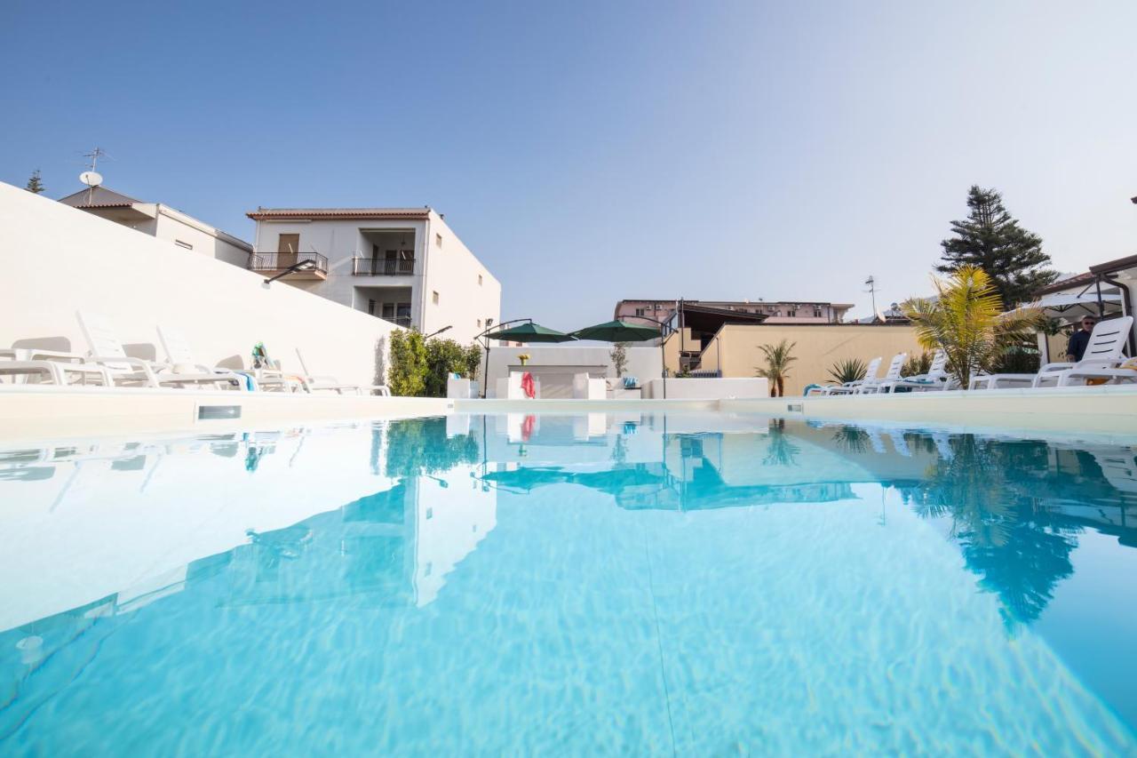 Villa Concettina กาโปดอร์ลันโด ภายนอก รูปภาพ